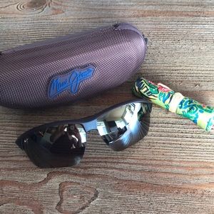 Brand new; never worn Plano Maui Jim Sunglasses